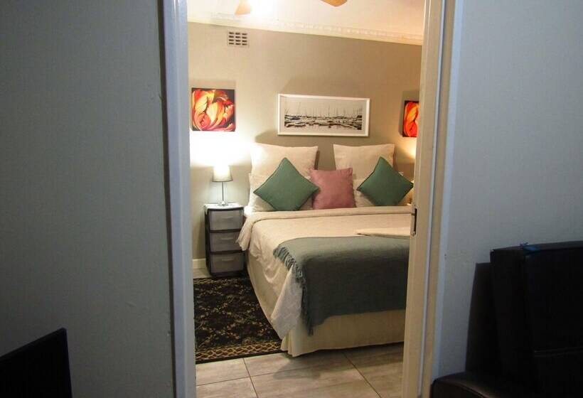 Yolonwabo Bed And Breakfast