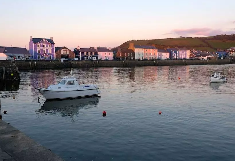 Hotel Harbourmaster