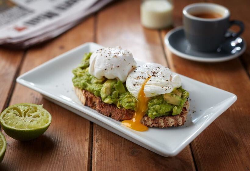 فندق Harbourmaster