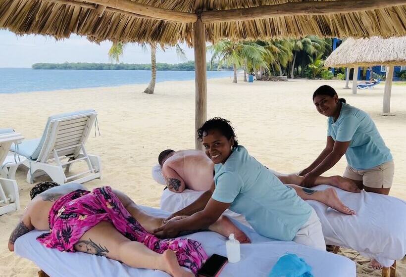 リゾートホテル Ocean Breeze