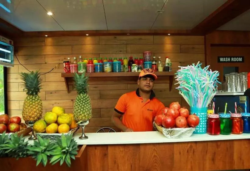 Hotelli Sree Janardhana Residency