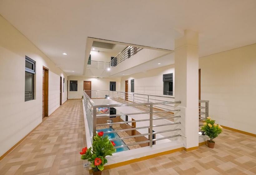 膳宿费 Caroline Guest House