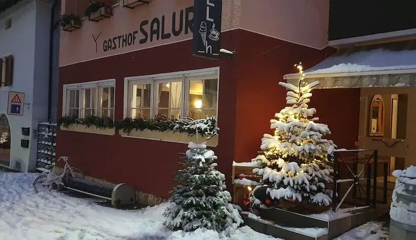 Hotelli Gasthof Salurn