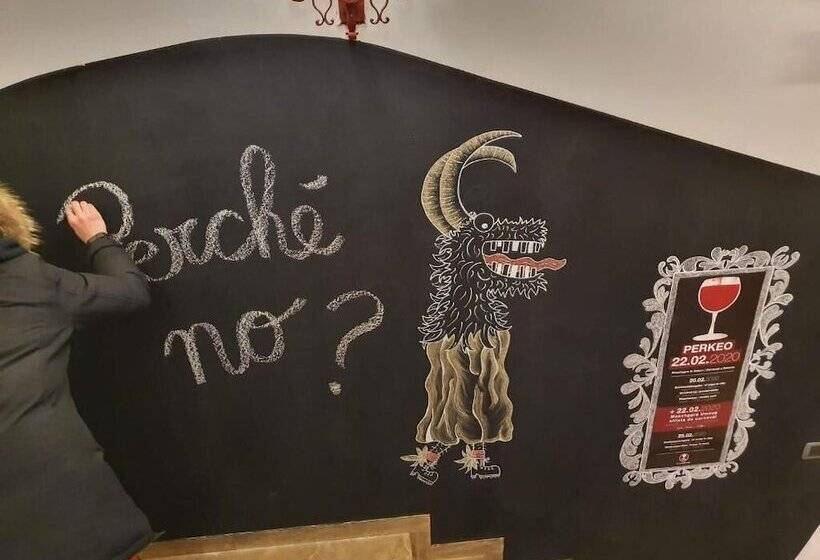 酒店 Gasthof Salurn