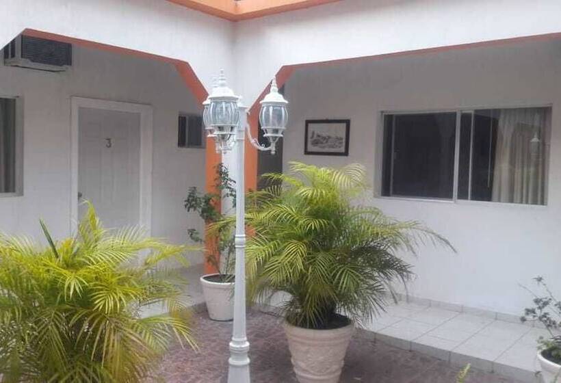 فندق Real De San Pedro