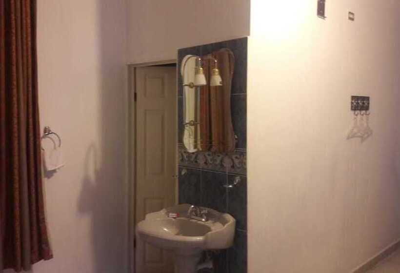 فندق Real De San Pedro