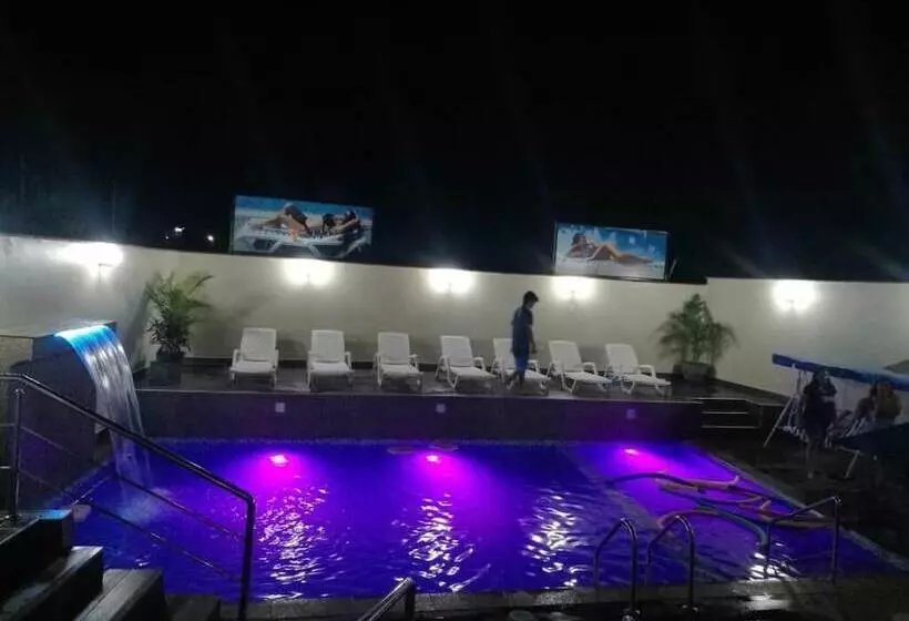 ホテル Spa Machupicchu