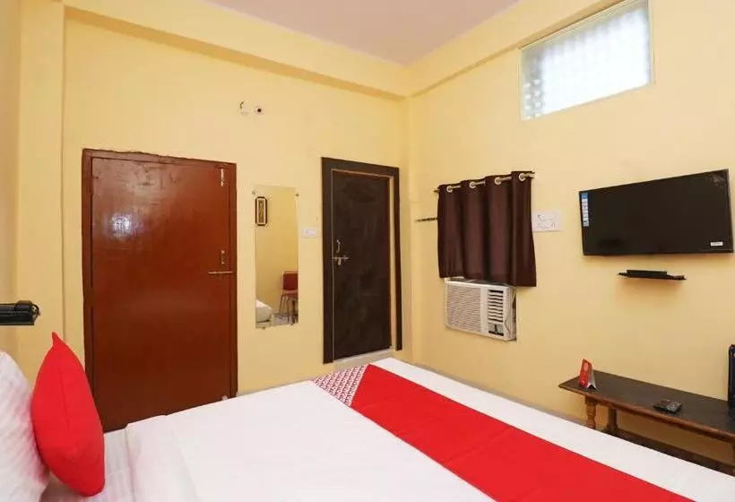 Oyo 22898 Hotel Narayan Palace