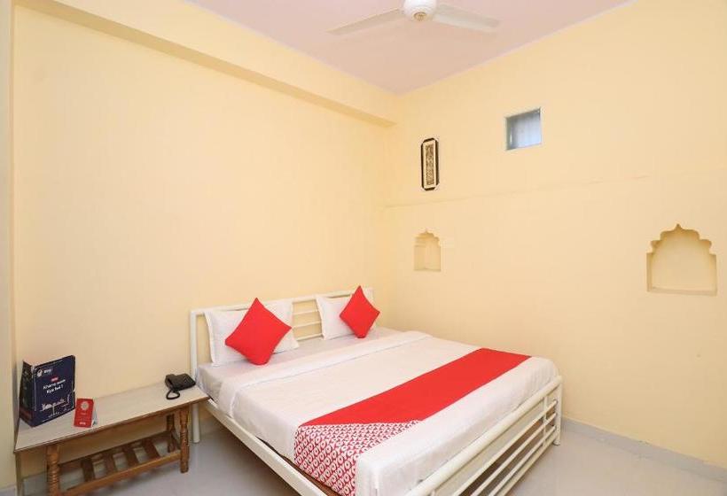 Oyo 22898 Hotel Narayan Palace