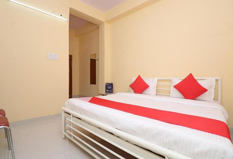 Oyo 22898 Hotel Narayan Palace