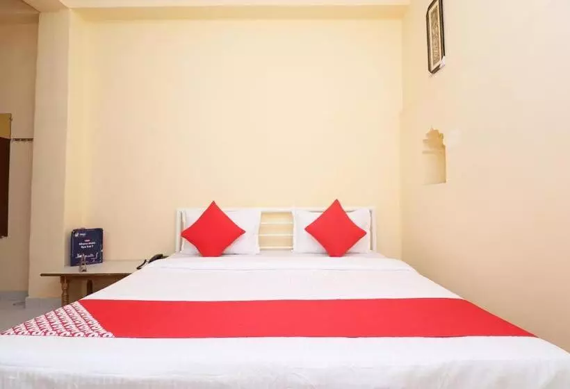 Oyo 22898 Hotel Narayan Palace