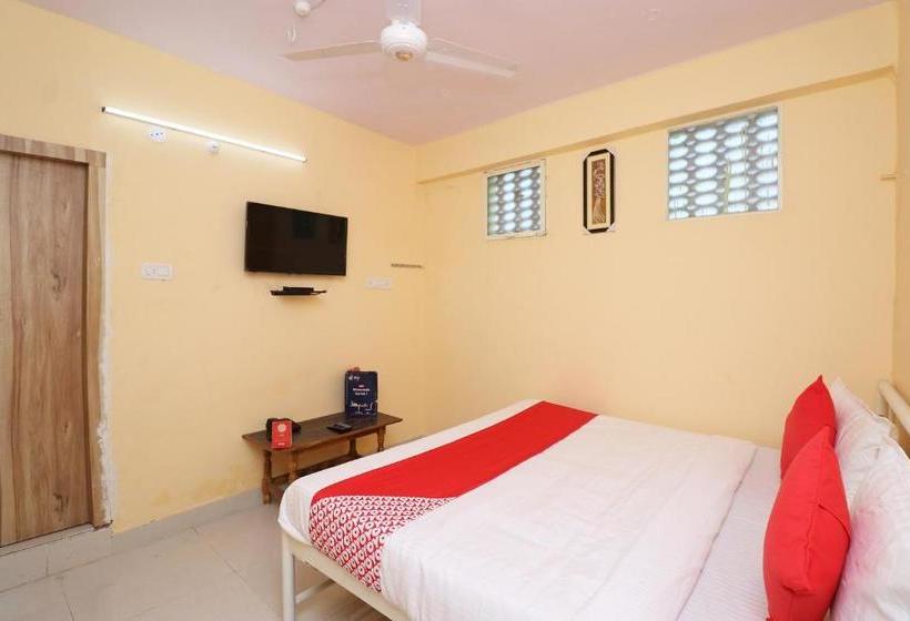 Oyo 22898 Hotel Narayan Palace