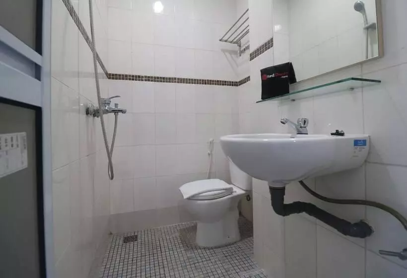 ペンション Reddoorz @ Baloi Batam