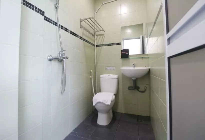 ペンション Reddoorz @ Baloi Batam