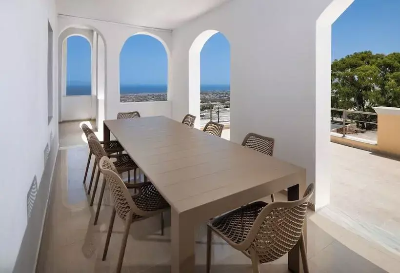 Hotelli Santorinn Suites Fira