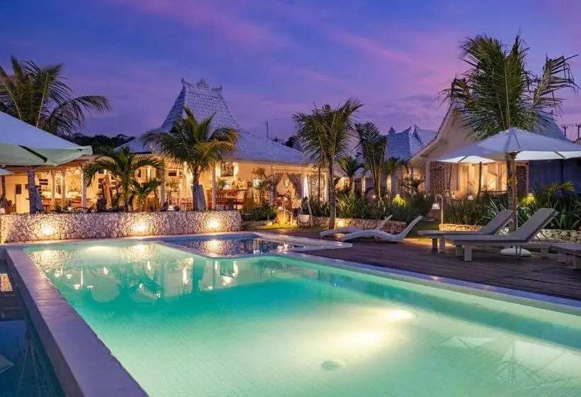 ホテル Paus Putih