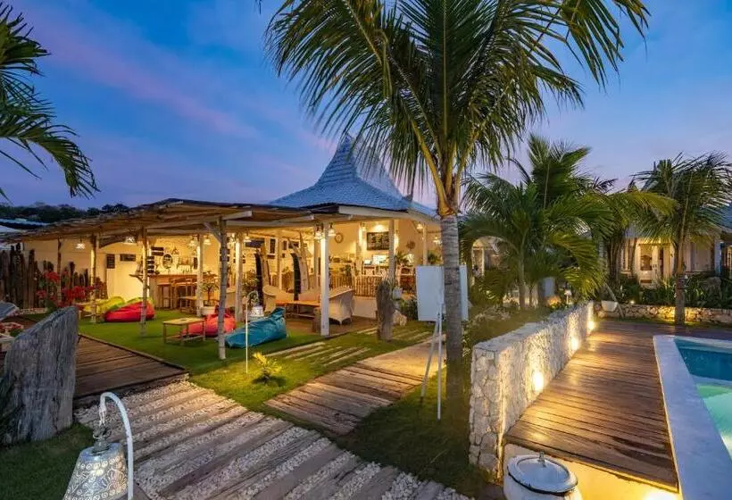 ホテル Paus Putih