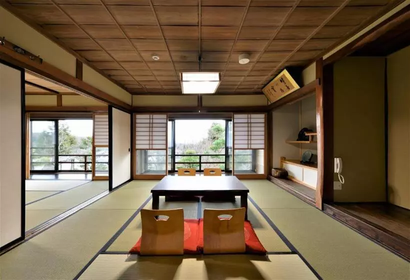 旅館 宿屋白金家 Yadoya Shiroganeya 1日1組限定2名から8名様まで 全館貸切り 伝統的建造物の旅籠宿 Traditional Culture Experience