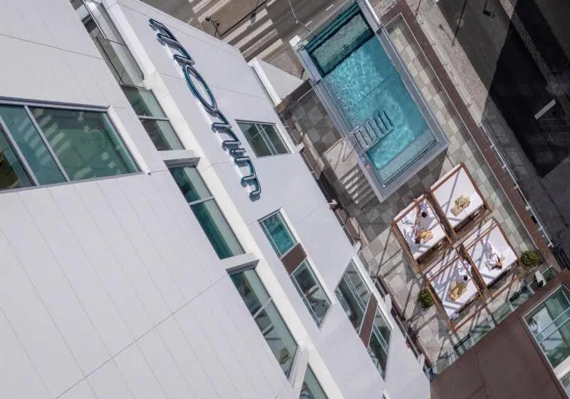 Willow Worldhotels Crafted