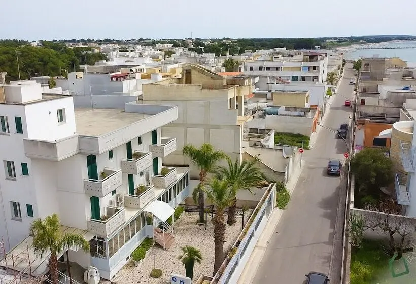 ホテル Hotiday Porto Cesareo