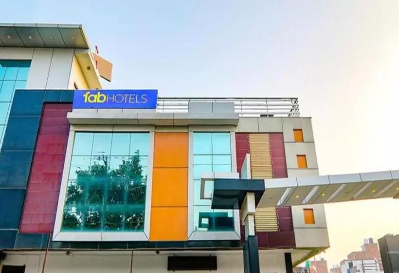 Fabhotel Shree Pushpraj