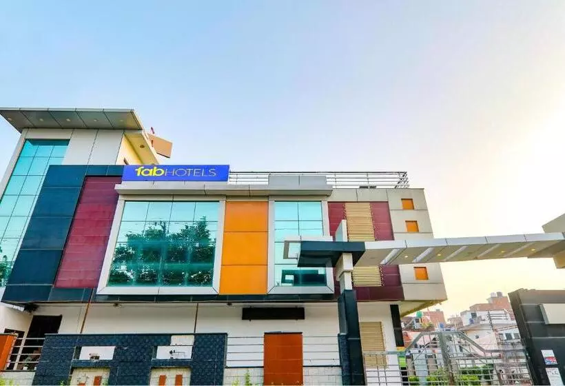 Fabhotel Shree Pushpraj