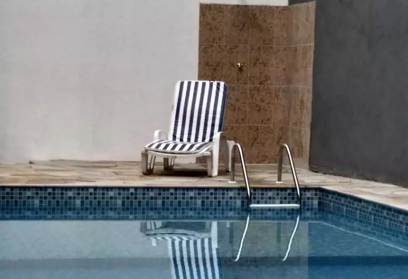 ペンション Guaraú Praia Suítes