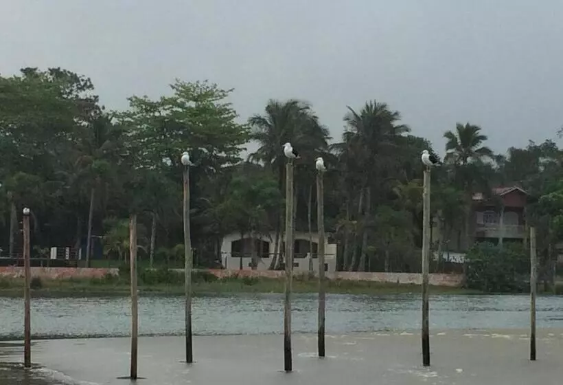 ペンション Guaraú Praia Suítes