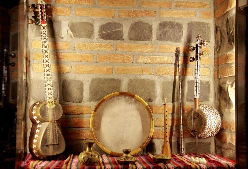 هتل Minali Boutique