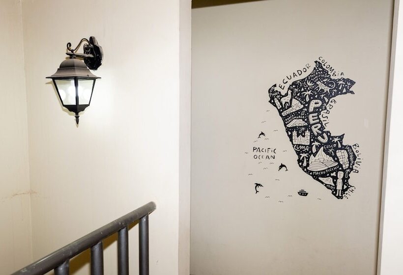 تختخواب و صبحانه Lima Airport Tampu