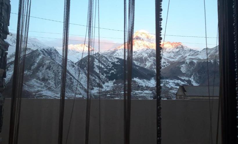 پانسیون Iveria