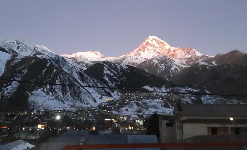 پانسیون Iveria