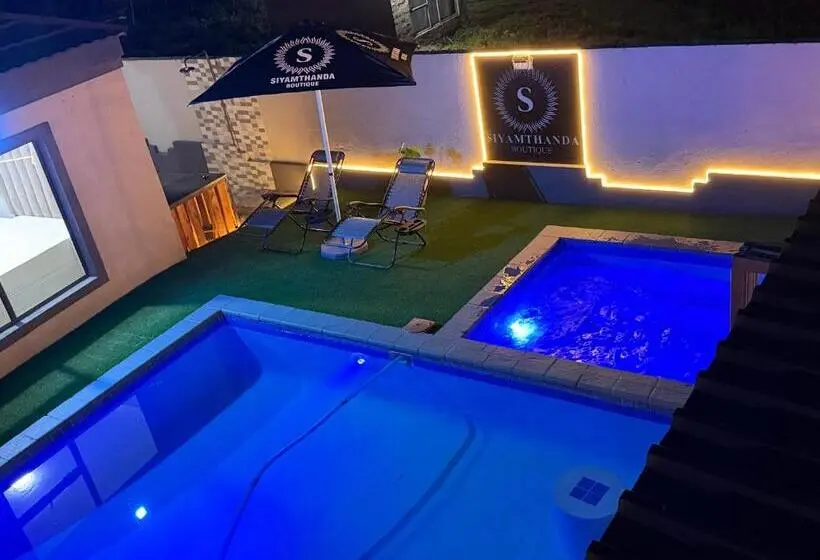 تختخواب و صبحانه Siyamthanda Boutique