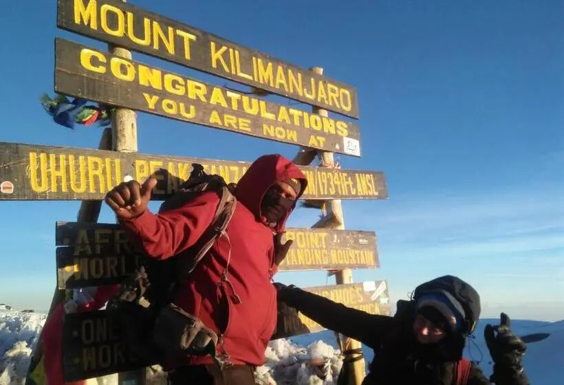 هتل Kilimanjaro Budget Lodge
