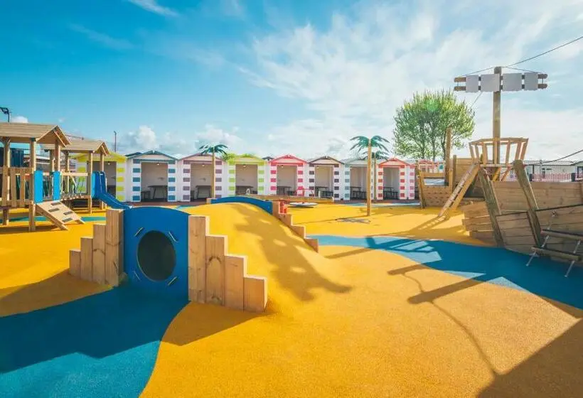 هتل Marine Holiday Park