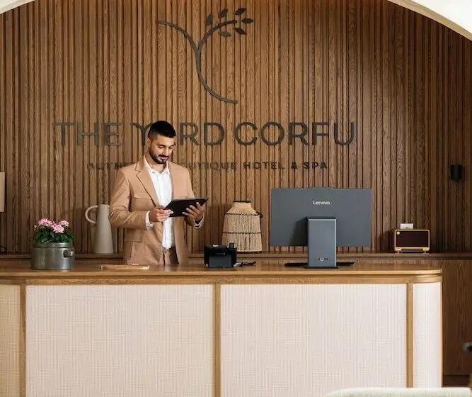 ホテル The Yard Corfu