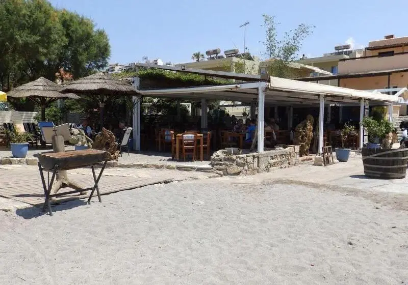 هتل Ilias Apartments