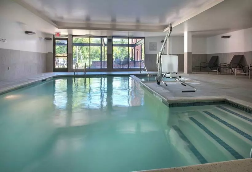 Hotelli Fairfield Inn & Suites By Marriott Williamstown