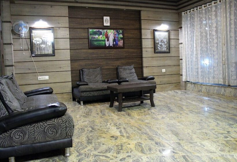 فندق Park Lagoon