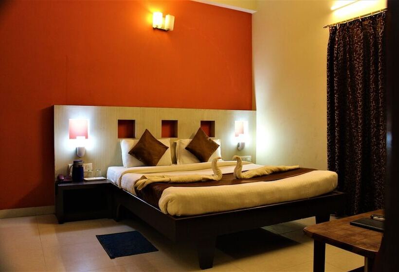 فندق Park Lagoon