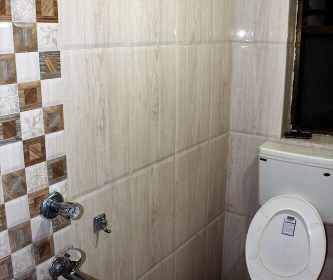 فندق Park Lagoon