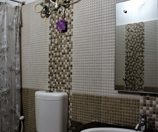 فندق Park Lagoon