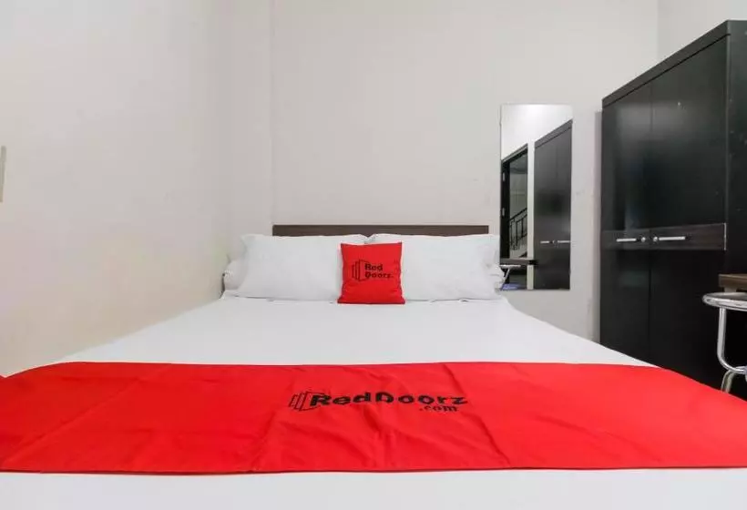 ペンション Reddoorz Near Samarinda Central Plaza