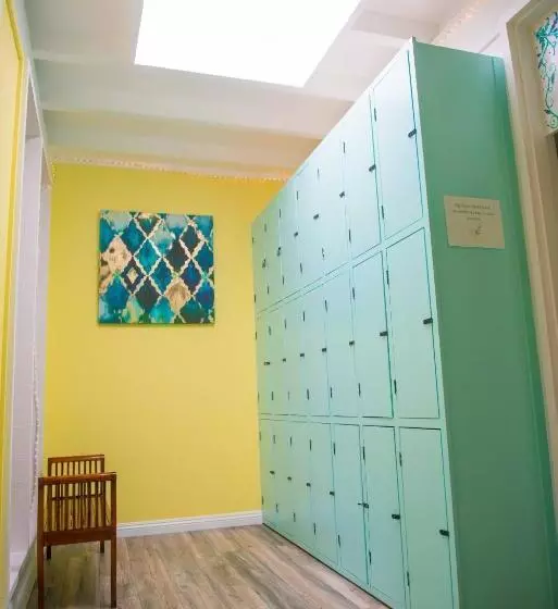 The Big Island Hostel
