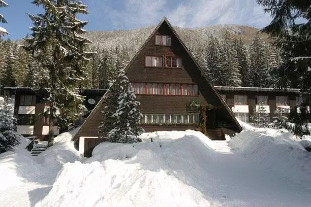 ホテル Horská Chata Primula   1000 M Nad Morom