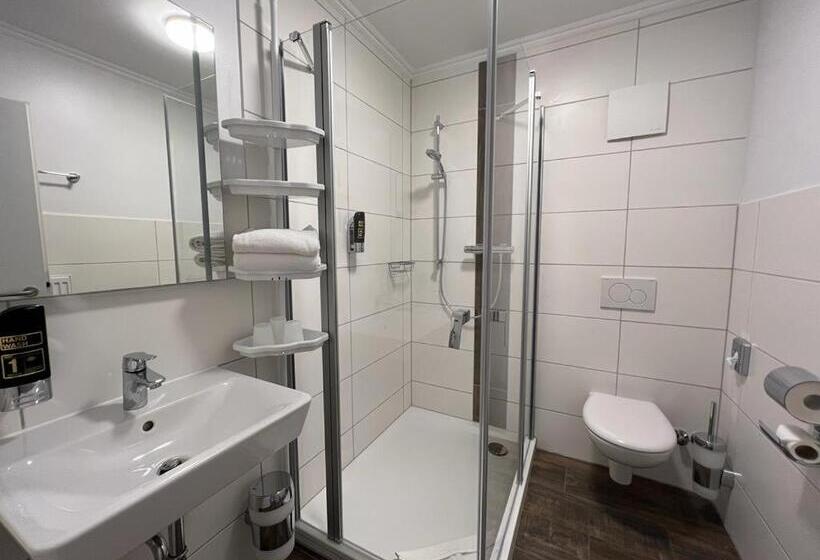 تختخواب و صبحانه Gästehaus Blauth