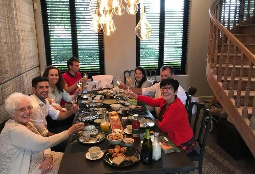 Aamiaismajoitus (B&B) Pastorie Caeneghem