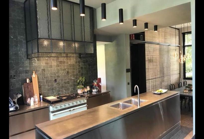 צימר Pastorie Caeneghem