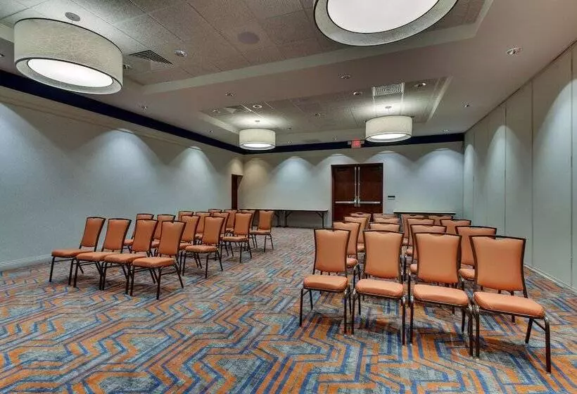 Hotelli Drury Inn & Suites Knoxville West