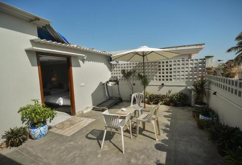 هتل Swisstel Cottage